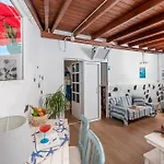 Casa Cueva דירה *