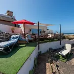 Casa Cueva * La Oliva